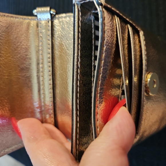 NWOT KATE SPADE Italian Pebble Leather Metallic Gold Crossbody Phone Bag - Picture 9 of 15